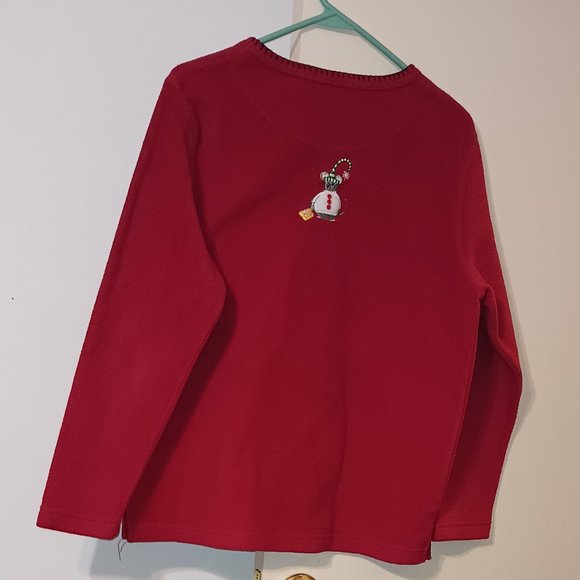 VGUC ~ Cathy Daniels Christmas Red Med. Fleece Top w/ Embroidered Kitty Trio - Picture 2 of 5